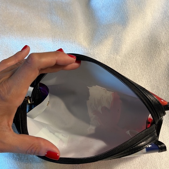 Kate Spade “Saturday” Cosmetic Case - Picture 5 of 6